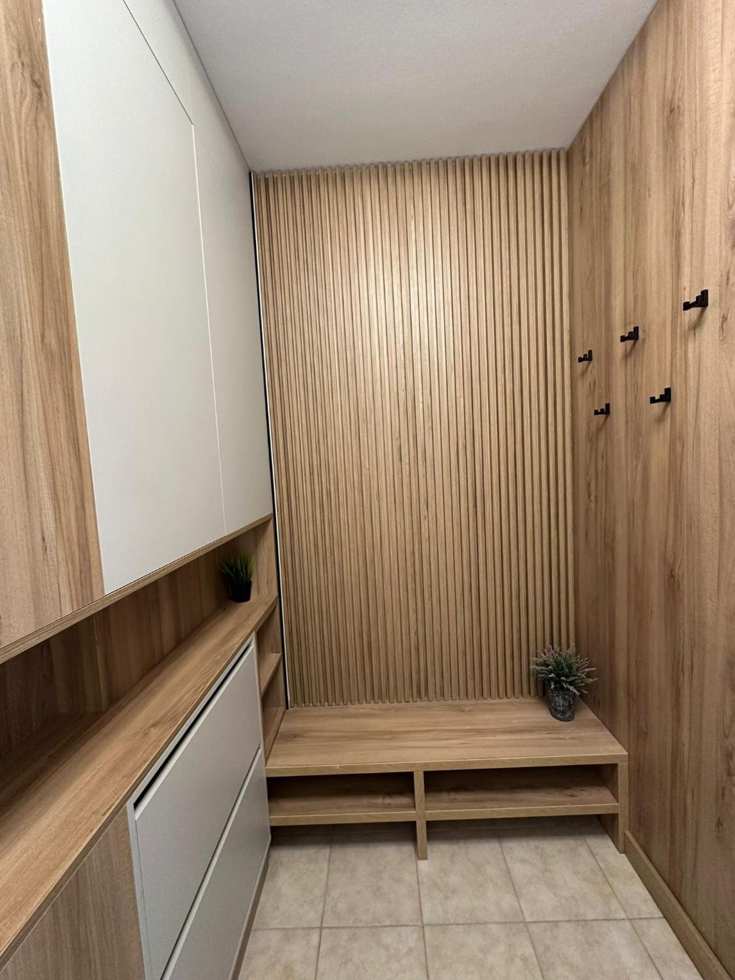 Centru Unirii Luxury Vip Palmier Apartament 2 Camere Cu Terasa Exterioara Amenajata ! Parcare Subterana Privata Climatizata Si Supravegheata Video Dar Doar Cu Rezervare In Limita Locurilor Disponibile !Proprietate In Regim Hoteliep - Nu Are Bucatarie Bucharest Luaran gambar