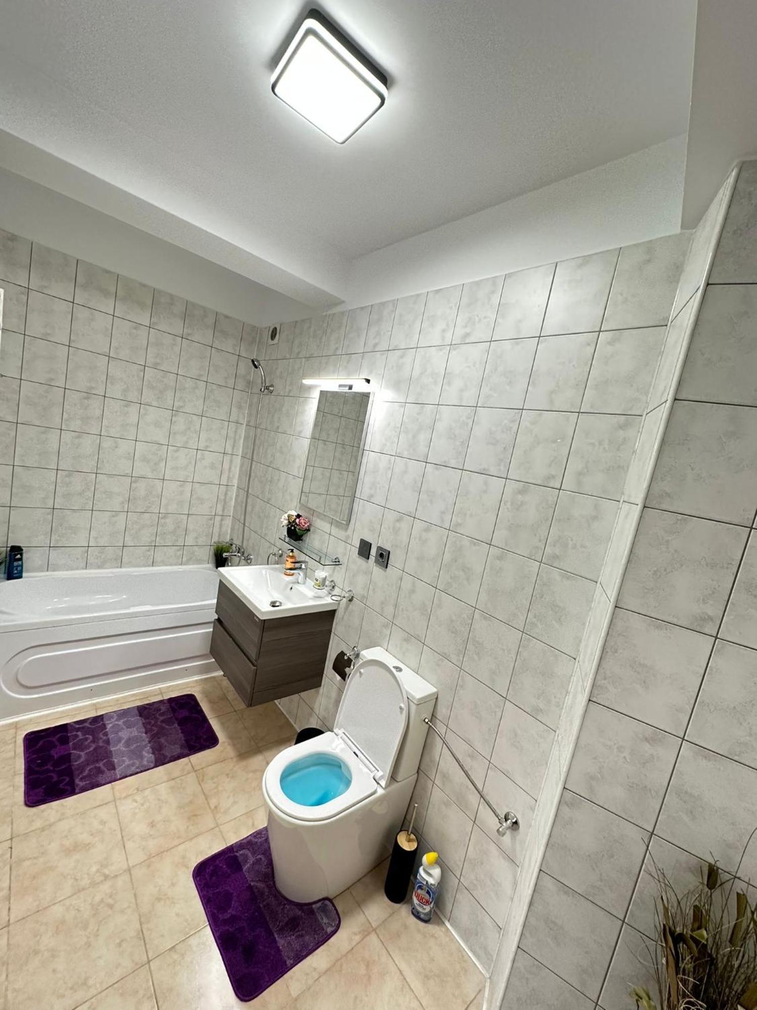 Centru Unirii Luxury Vip Palmier Apartament 2 Camere Cu Terasa Exterioara Amenajata ! Parcare Subterana Privata Climatizata Si Supravegheata Video Dar Doar Cu Rezervare In Limita Locurilor Disponibile !Proprietate In Regim Hoteliep - Nu Are Bucatarie Bucharest Luaran gambar